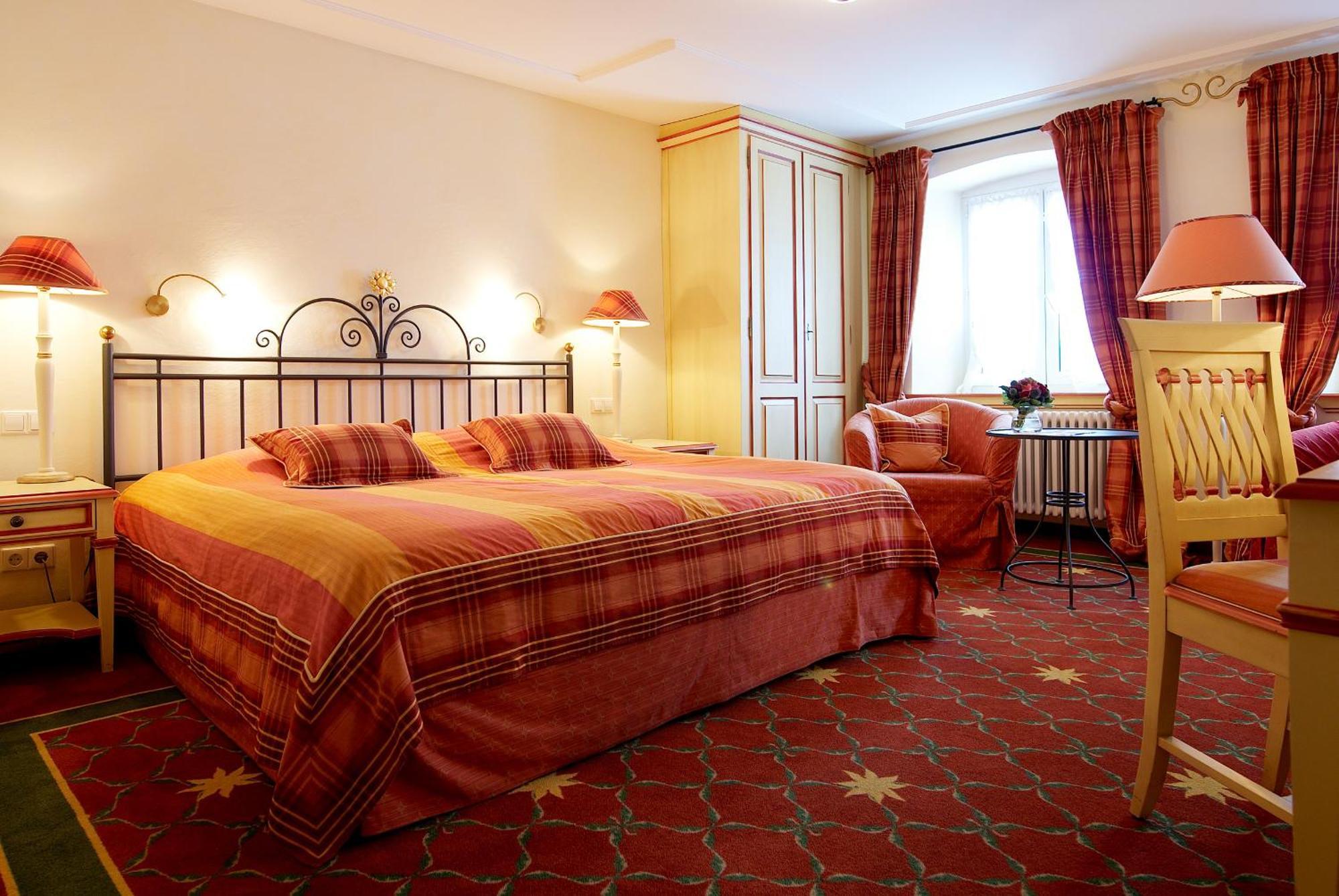 Hotel & Restaurant Sonne Kirchzarten Dış mekan fotoğraf