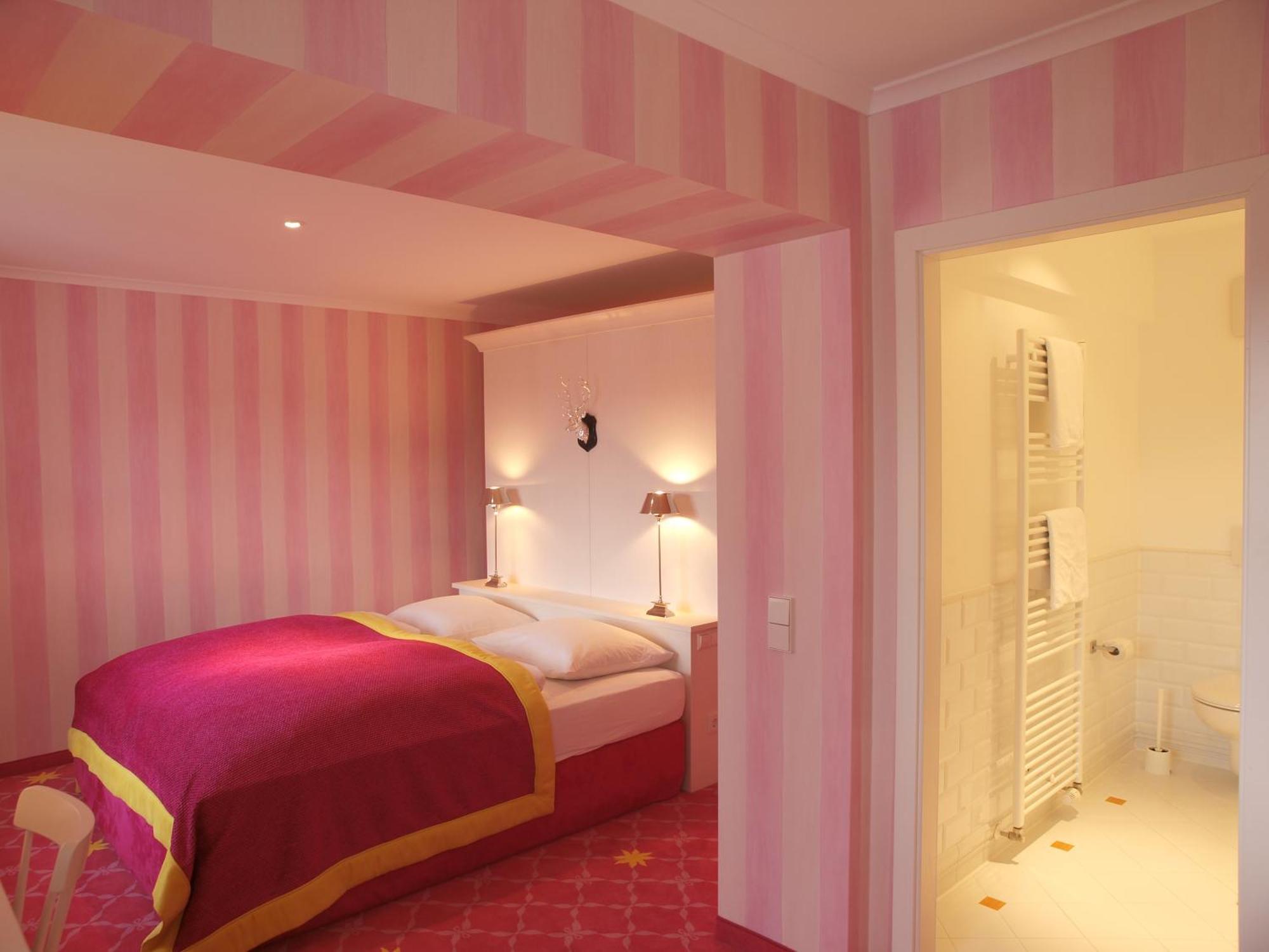 Hotel & Restaurant Sonne Kirchzarten Dış mekan fotoğraf